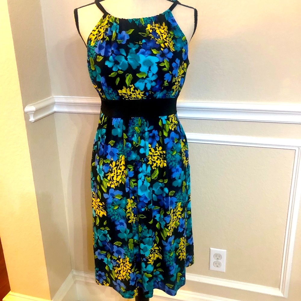 Hawaiian Halter Dress Size Small. island blue/green. soft! Excellent condition!